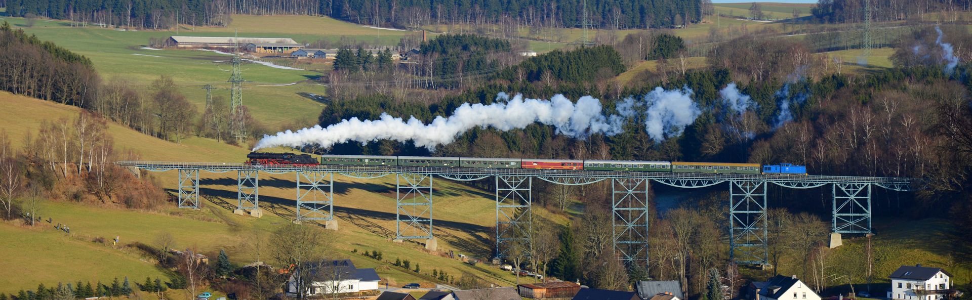 Der Markersbacher Viadukt - ein Wahrzeichen an der Erzgebirgischen Aussichtsbahn zwischen Annaberg-Buchholz und Schwarzenberg